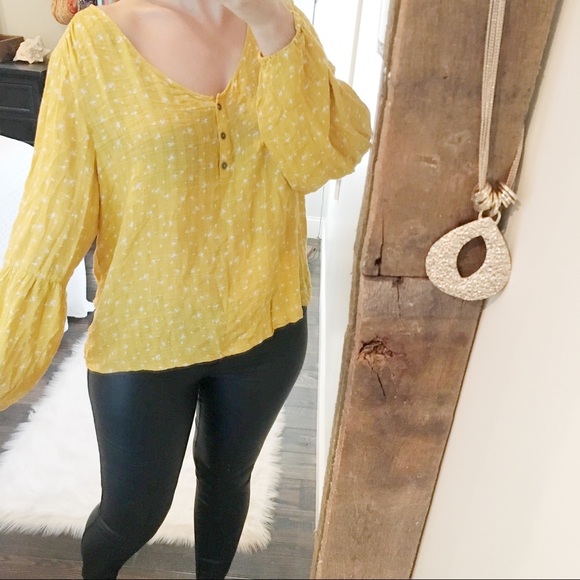 Universal Thread large mustard floral boho blouse - Picture 1 of 4